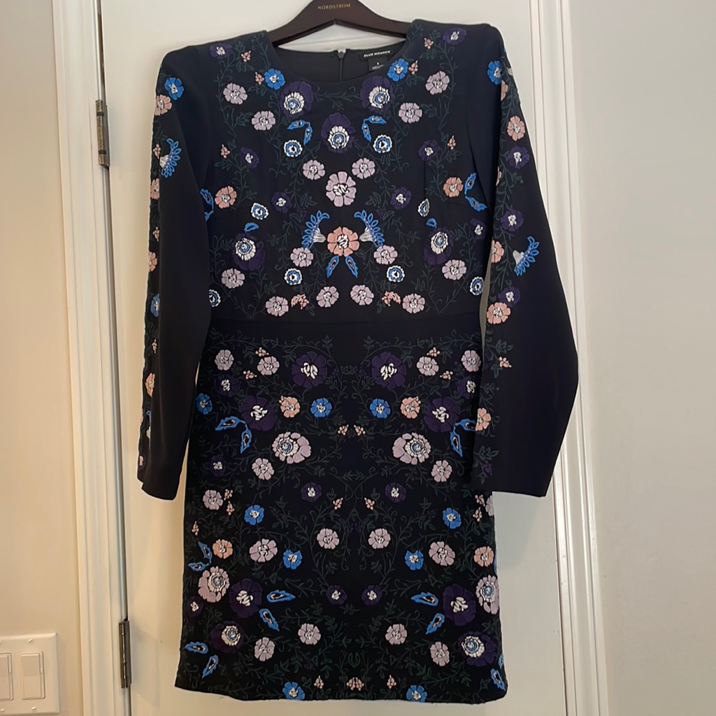 Brand New With Tags  Club Monaco Embroidered Dress